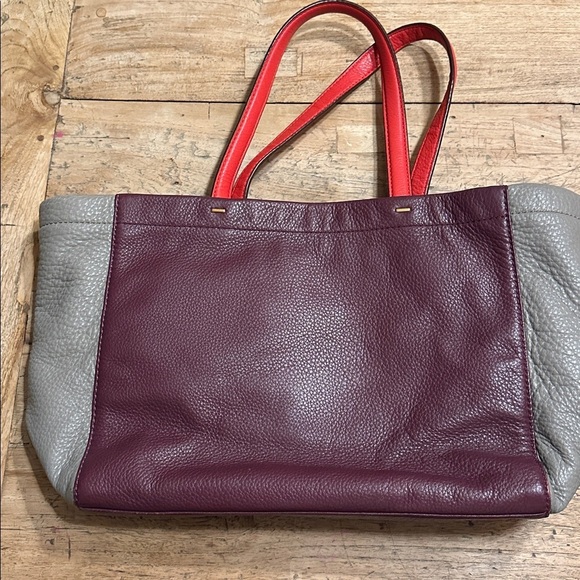MARC BY MARC JACOBS maroon colorblock pebbled leather The T Tote purse - Picture 7 of 15
